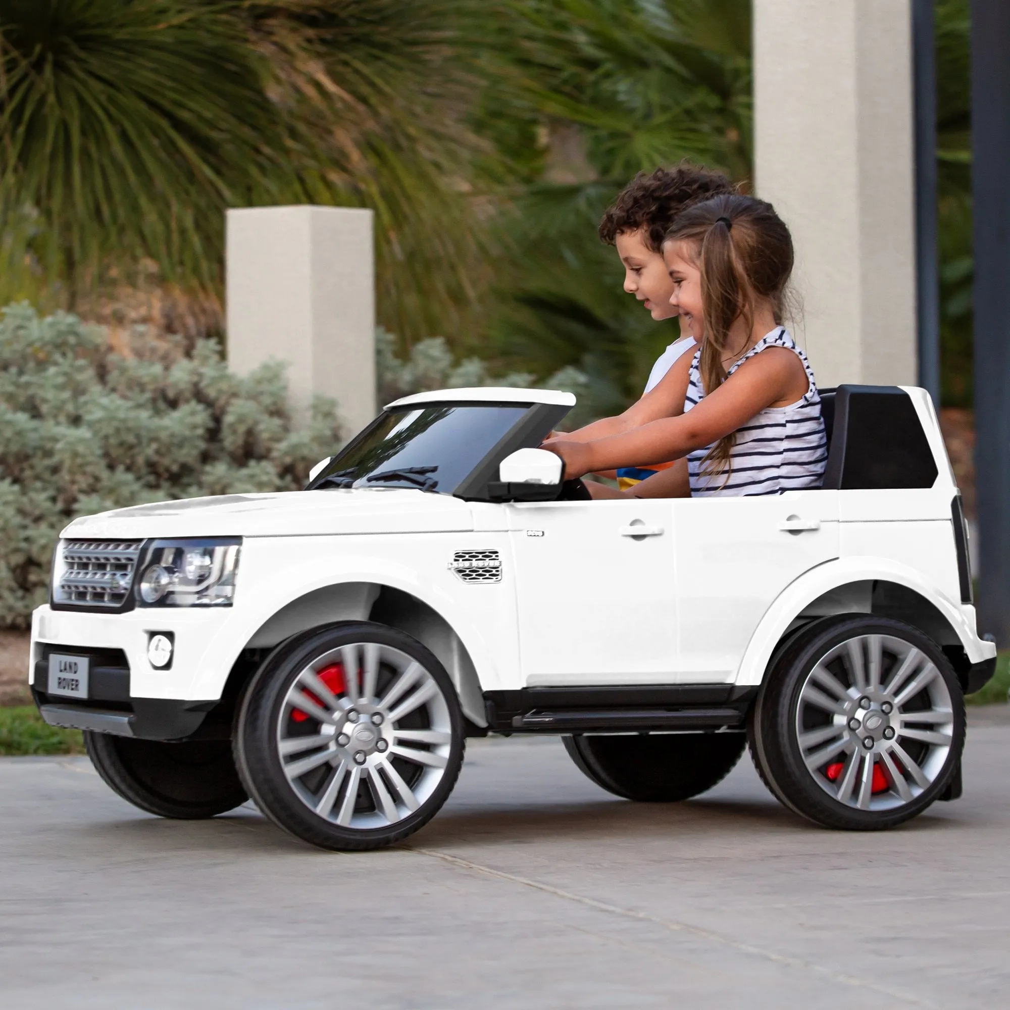 12V 2-Seater Licensed Land Rover Ride-On w/ Parent Remote Control