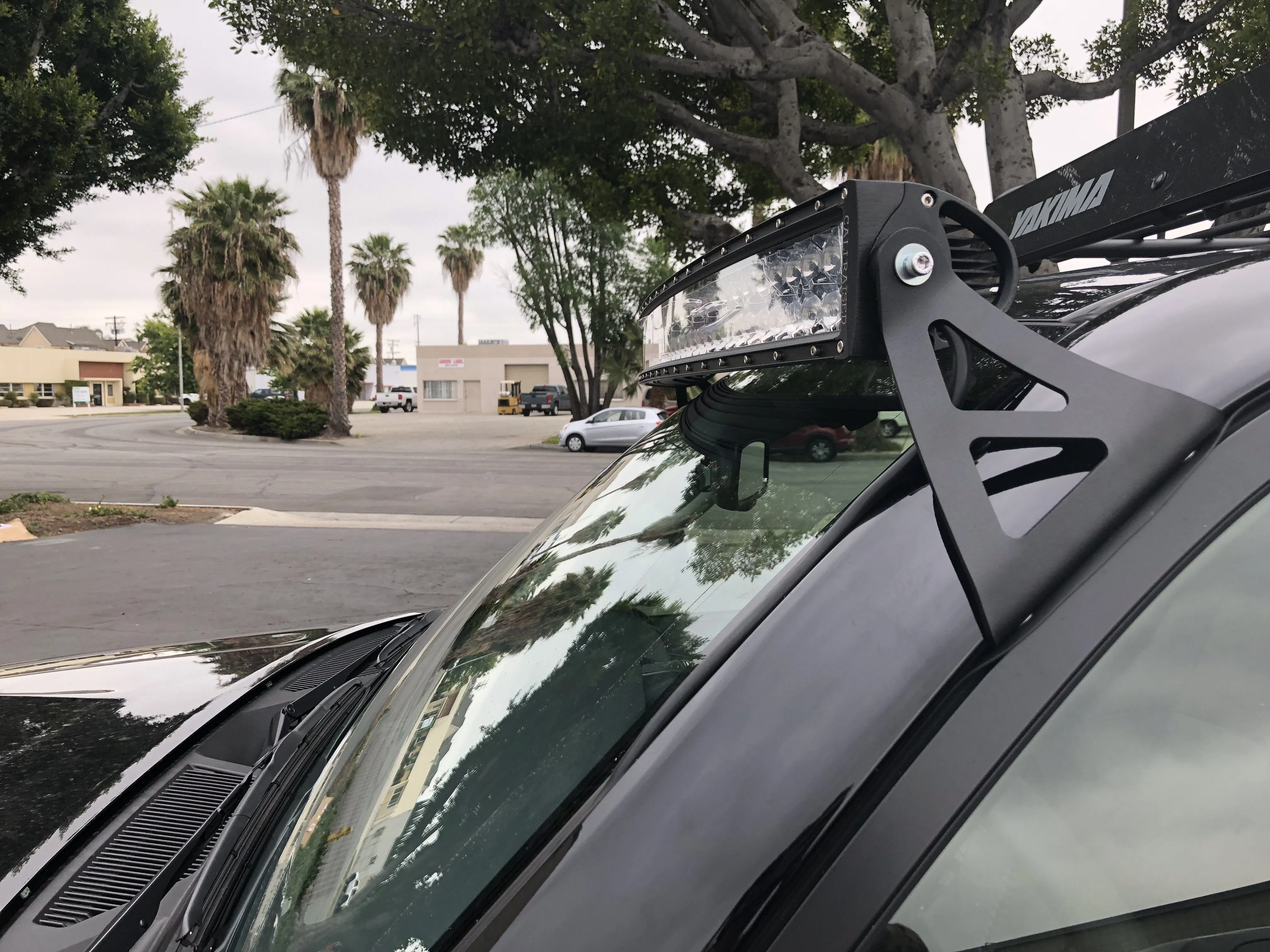 2003-2023 TOYOTA 4RUNNER 52" CURVED LED LIGHT BAR ROOF BRACKETS KIT BY CALI RAISED LED