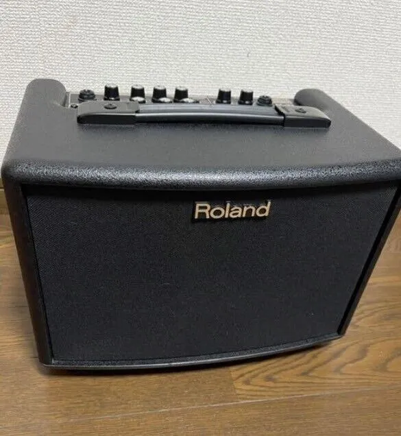 AC-33 Roland Acoustic guitar Amplifier 15W 15W Black Audio equipment Japan New