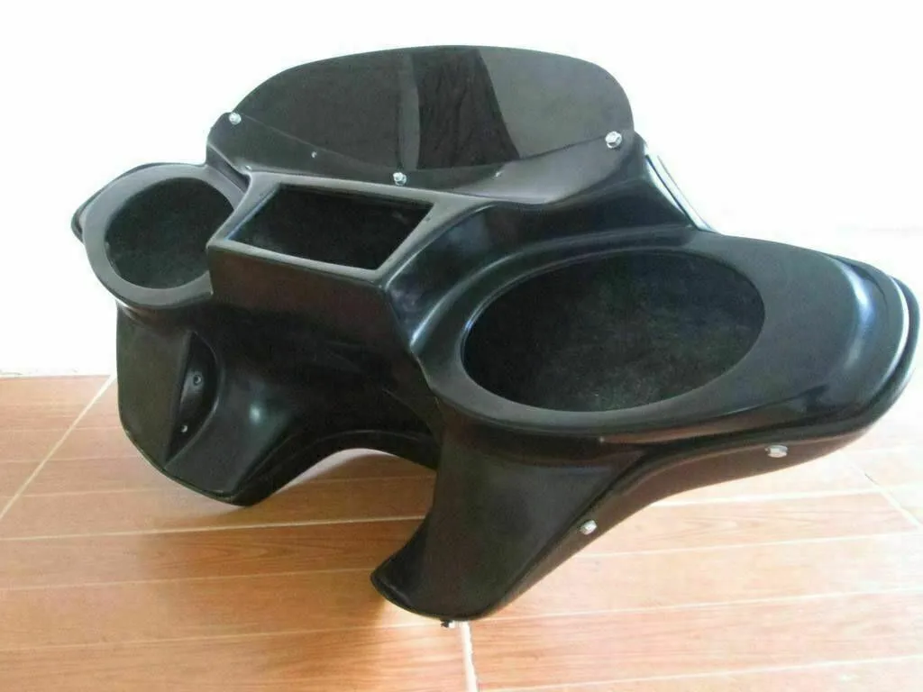 BATWING FAIRING WINDSHIELD  6X9" SPEAKER HOLES  4 YAMAHA ROAD STAR ROADSTAR