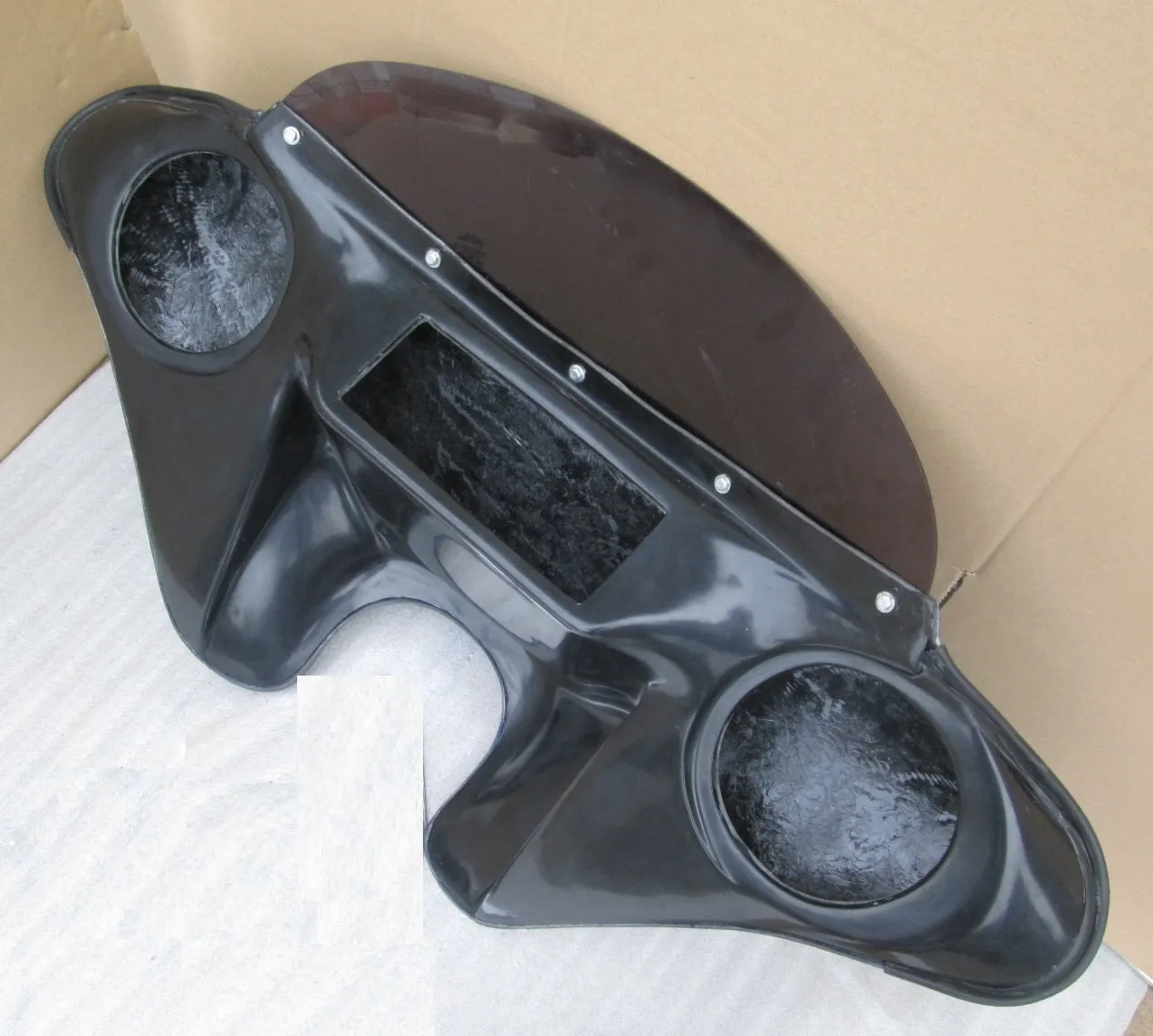 BATWING FAIRING WINDSHIELD FOR SUZUKI VS 1400 Intruder