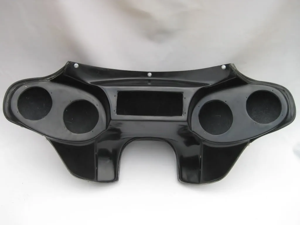 CUSTOM BATWING FAIRING WINDSHIELD  Harley Dyna Switchback SPEAKERS BAGGER LOW