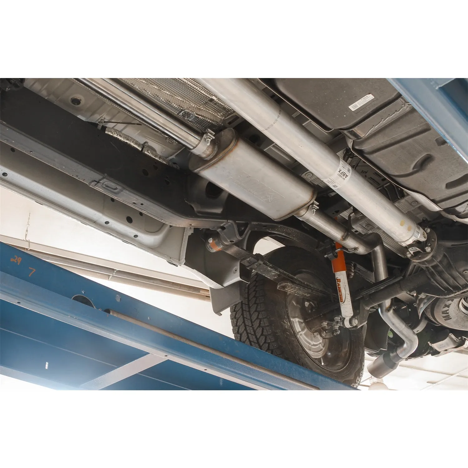 Flowmaster FlowFx Cat-Back Exhaust System - 3 in Diameter - Single Side Exit - 4-1/2 in Black Ceramic Tip - 5.3 L - GM Fullsize Truck 2019-20