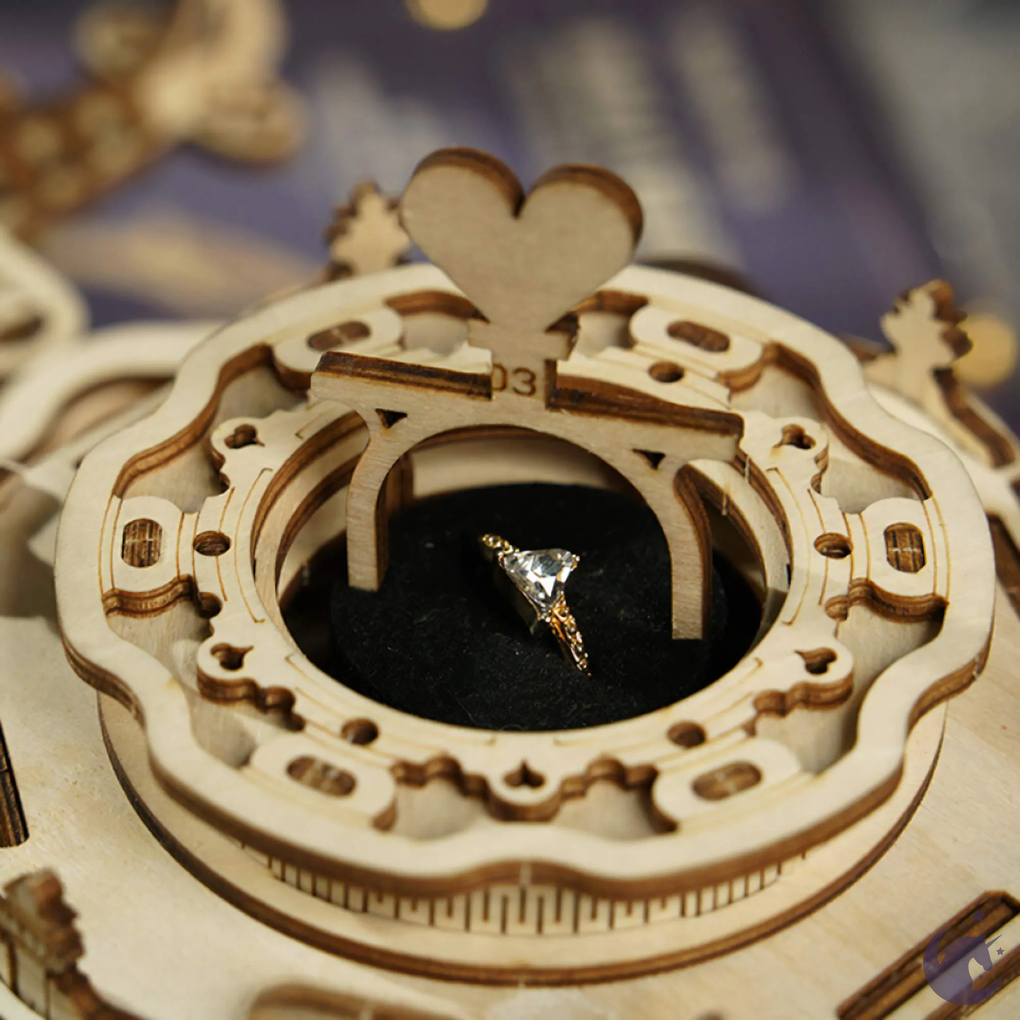 Victorian Lantern | Robotime ROKR AMK61 DIY Mechanical Music Box